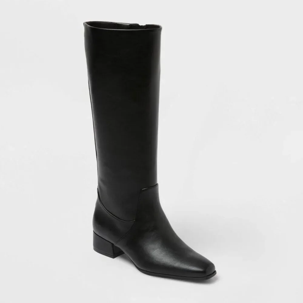 Universal Thread - Women’s Rhi Boots with Memory Foam Insole – Univer Black